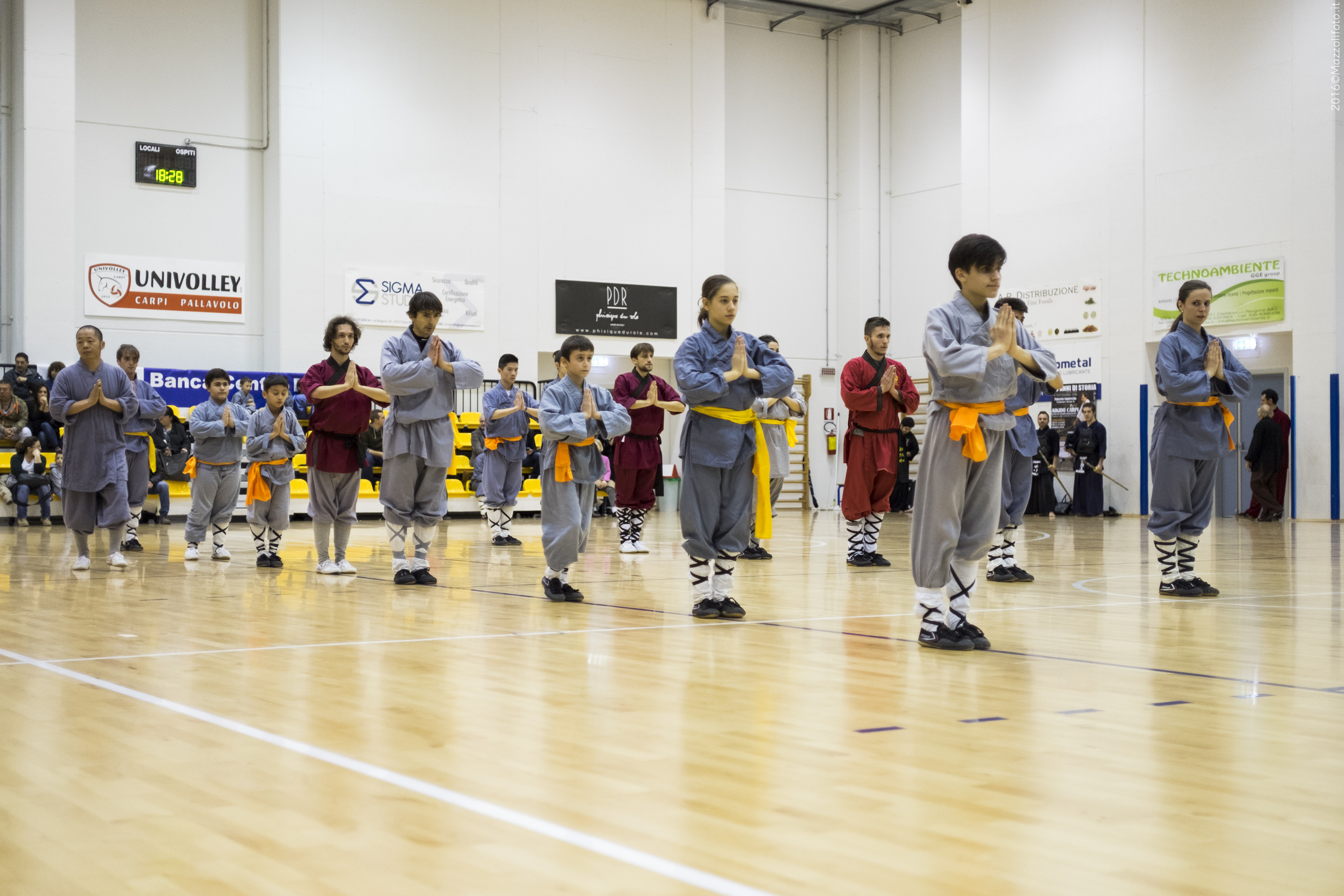 Saluto durante il corso di Qi Gong